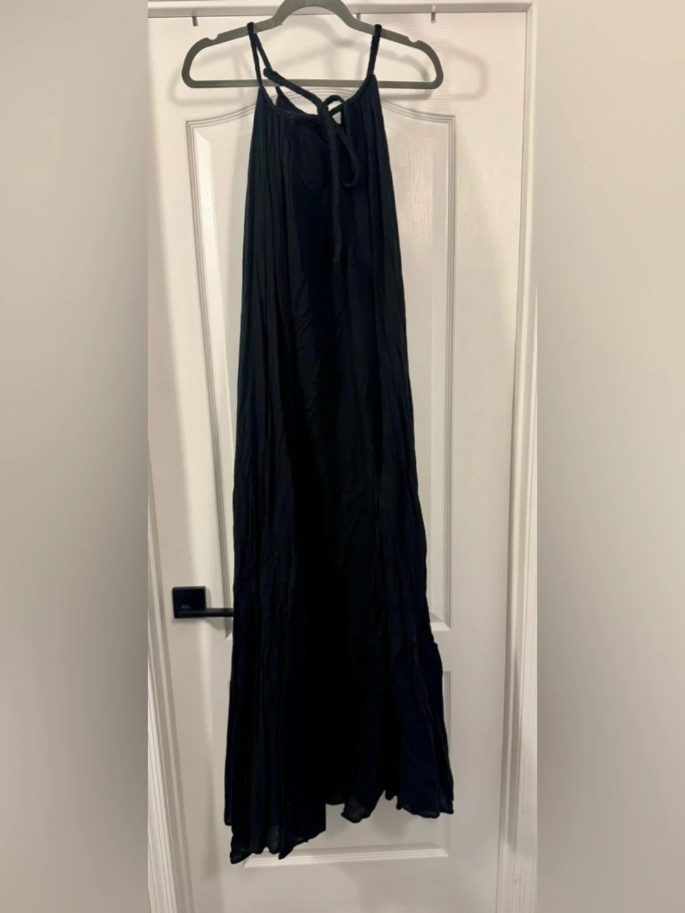 Elan Maxi Dress with Pockets - Black - Picture 7 of 13